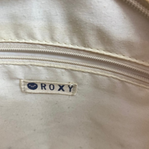 Roxy 2 Dresses PLUS a Roxy Backpack! black pink white multi womens sz XS - Picture 14 of 16